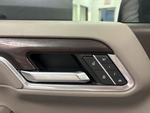 Used 2022 GMC Sierra 1500 SLT image 26