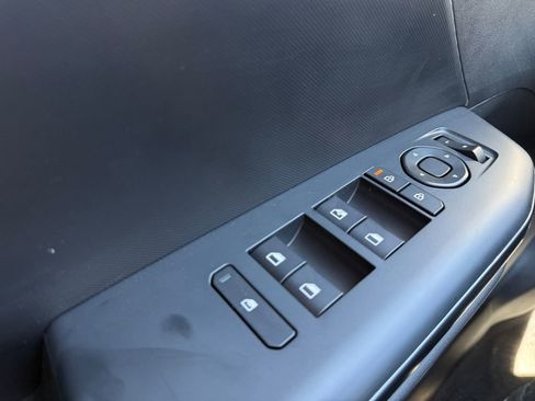 New 2026 Kia K4 LXS FWD image 28