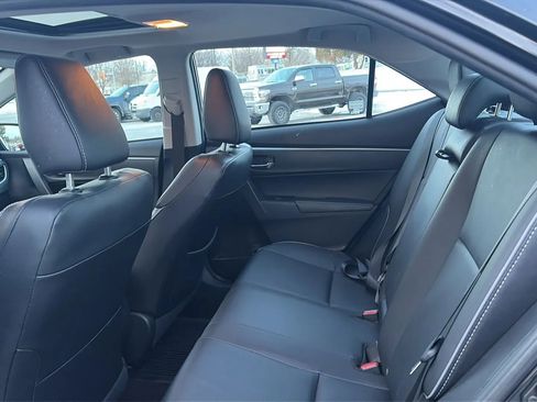 Used 2016 Toyota Corolla S Premium image 41