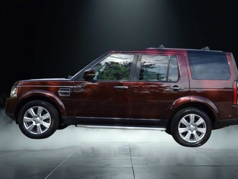 Used 2016 Land Rover LR4 HSE AWD/4WD image 9