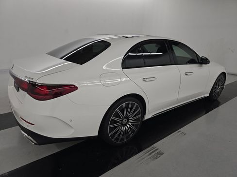Used 2025 Mercedes-Benz E 450 4MATIC Sedan w/ Night Package image 6