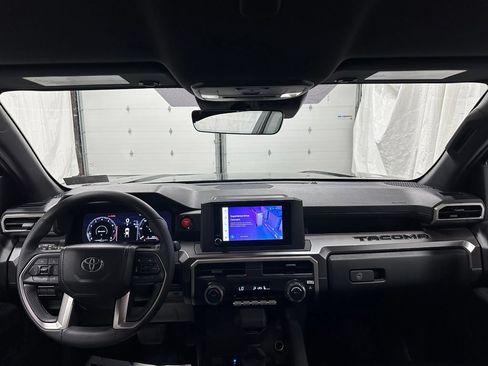 Used 2026 Toyota Tacoma TRD Off-Road AWD/4WD image 40