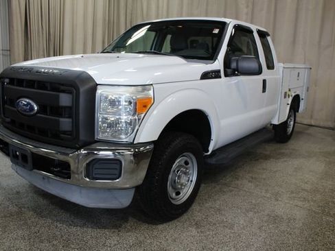 Used 2011 Ford F250 XL image 4