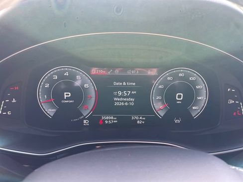 Used 2025 Audi Q7 3.0T Premium Plus AWD/4WD image 7
