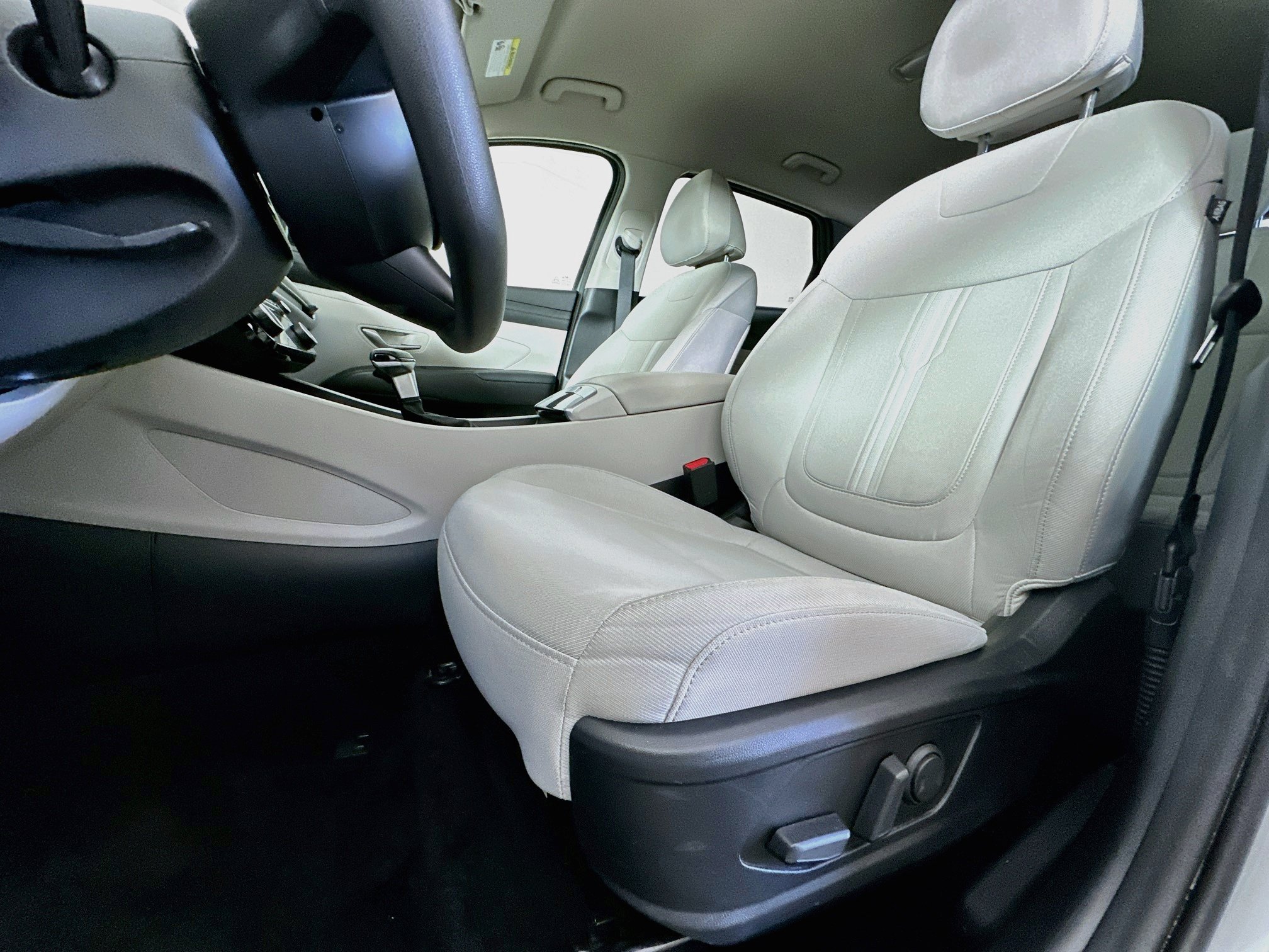 Used 2025 Hyundai Tucson SEL AWD/4WD image 13