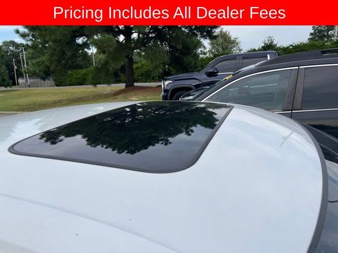 Used 2022 Honda Civic EX image 3