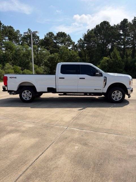Used 2025 Ford F250 XLT w/ F-250 >10K GVWR Package AWD/4WD image 6