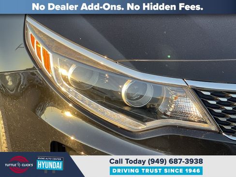Used 2017 Kia Optima EX w/ Premium Package image 7