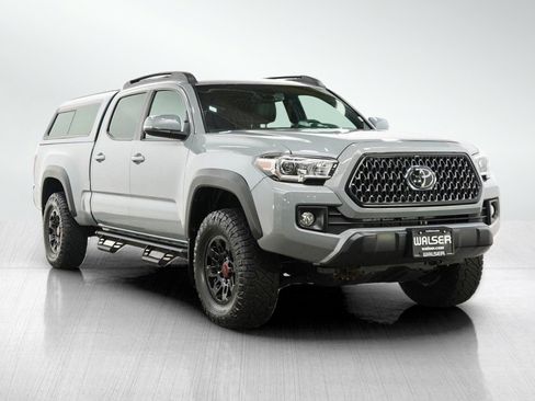 Used 2019 Toyota Tacoma TRD Off-Road w/ TRD Premium Off Road Package AWD/4WD image 7
