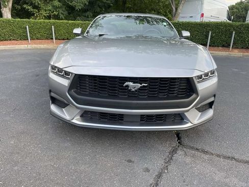 Certified 2024 Ford Mustang Coupe RWD image 2