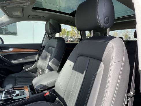Certified 2023 Audi Q5 2.0T Premium Plus w/ Premium Plus Package image 16