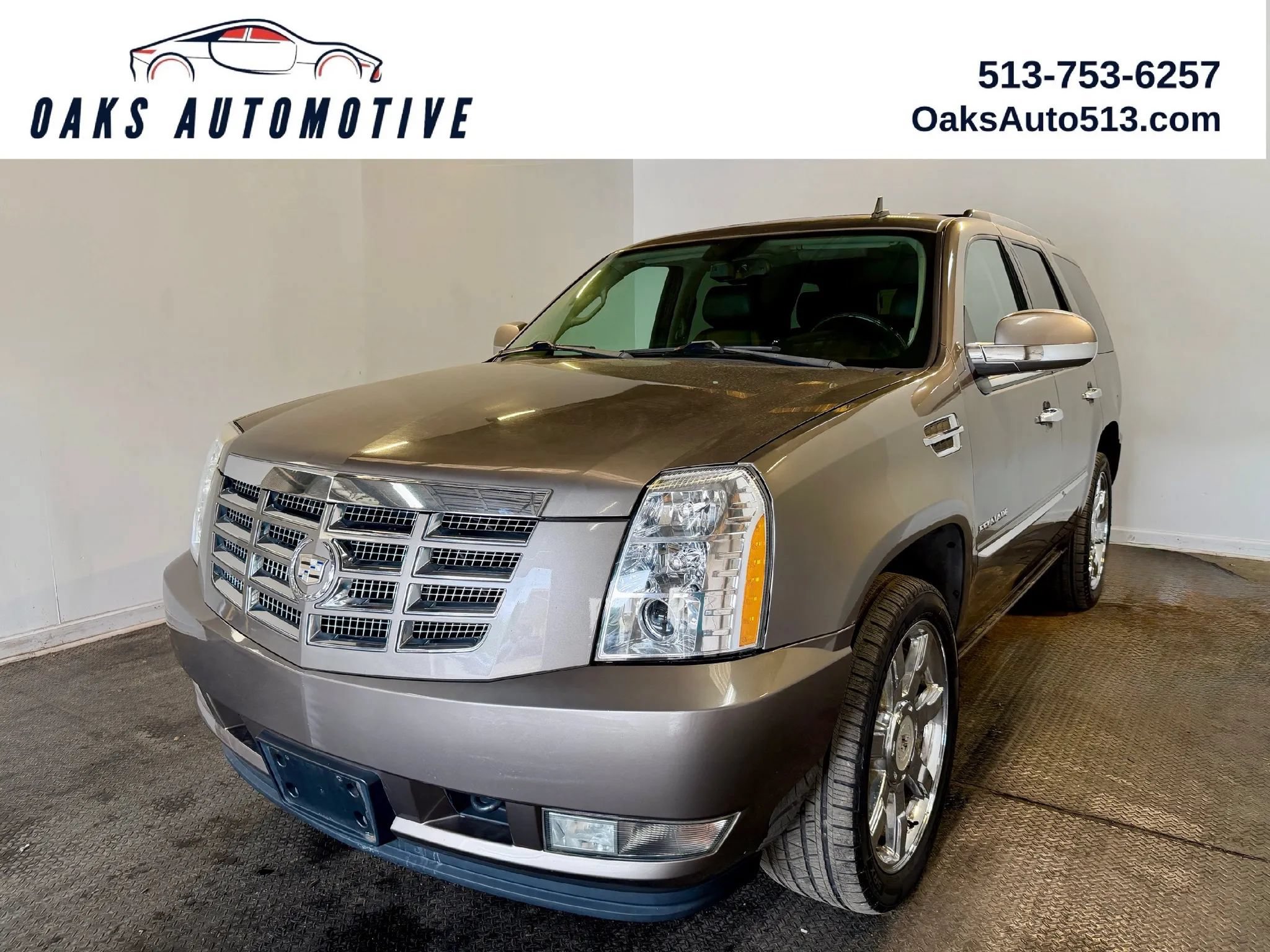 Used 2011 Cadillac Escalade Premium AWD/4WD image 1