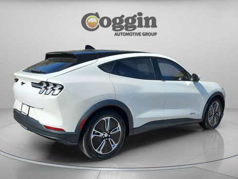 Certified 2021 Ford Mustang Mach-E Select w/ Comfort/Appearance Package image 6