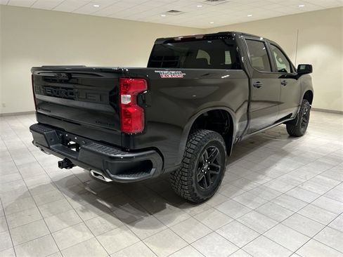 New 2026 Chevrolet Silverado 1500 Custom Trail Boss w/ LPO, Dark Essentials Package image 5