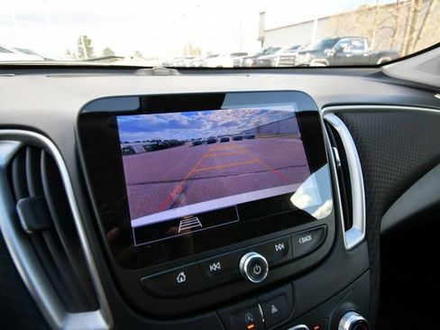 Used 2023 Chevrolet Malibu LT FWD image 24