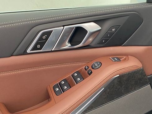 New 2026 BMW X5 xDrive50e w/ Premium Package image 23