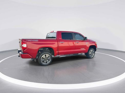 Used 2017 Toyota Tundra Limited w/ Limited Premium Package AWD/4WD image 8
