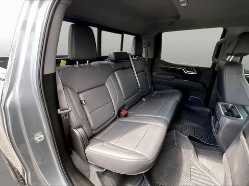 Used 2025 Chevrolet Silverado 1500 LT Trail Boss w/ Convenience Package II AWD/4WD image 26