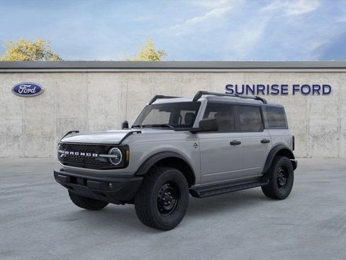 New 2026 Ford Bronco Outer Banks AWD/4WD image 1