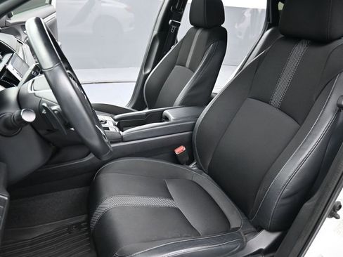 Used 2020 Honda Civic Sport image 10