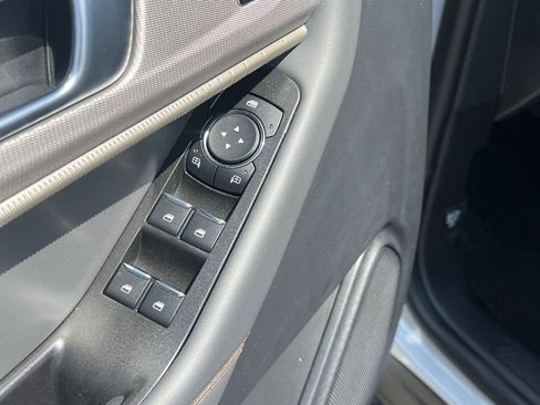 New 2026 Ford Explorer Active RWD image 14