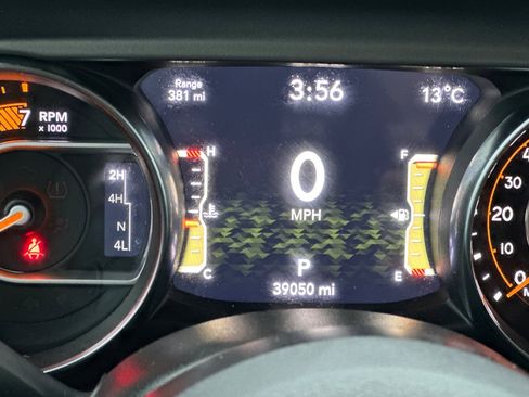 Used 2021 Jeep Wrangler Unlimited Sport image 29