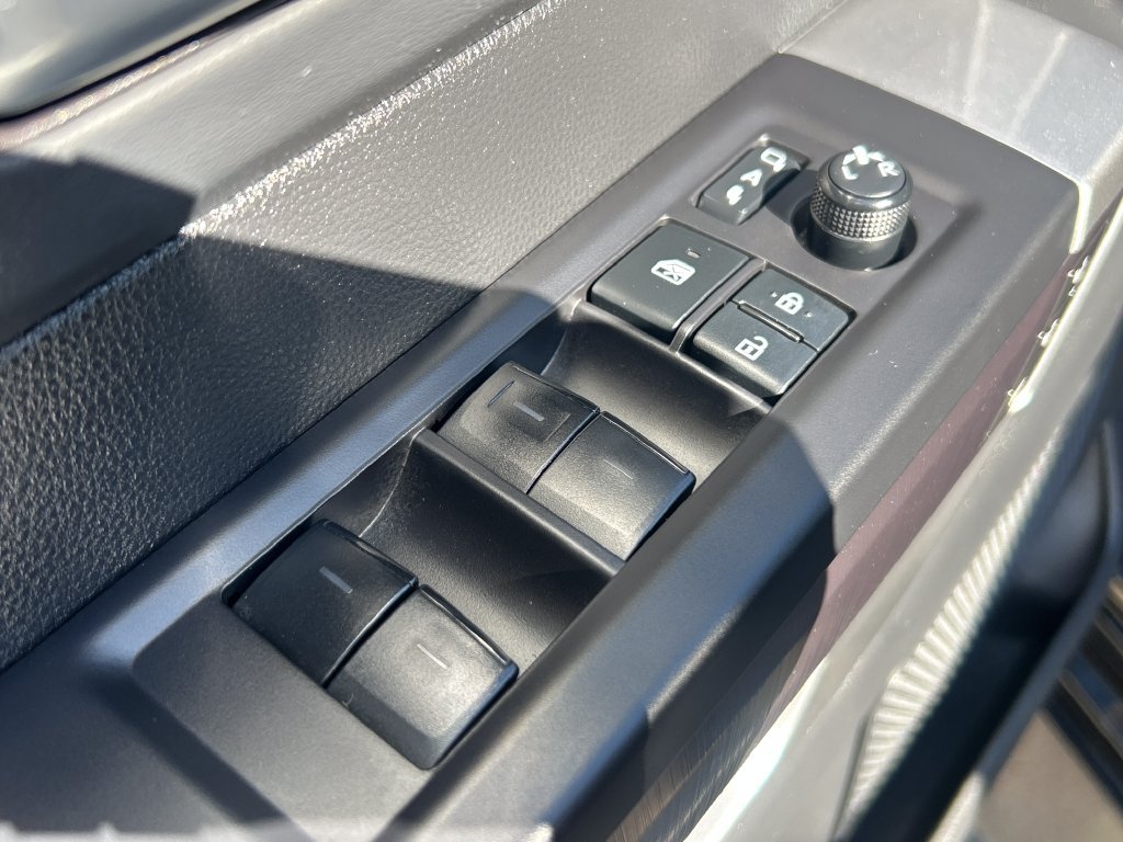 Certified 2023 Toyota Sequoia Platinum AWD/4WD image 12