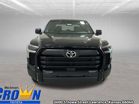New 2026 Toyota Tundra SR5 image 2