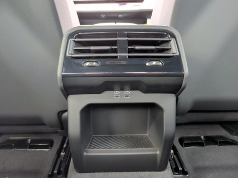 New 2027 BMW 530i w/ M Sport Package RWD image 35
