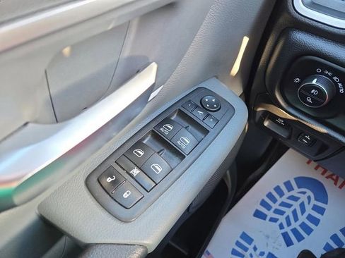 Certified 2022 RAM 1500 Big Horn image 32