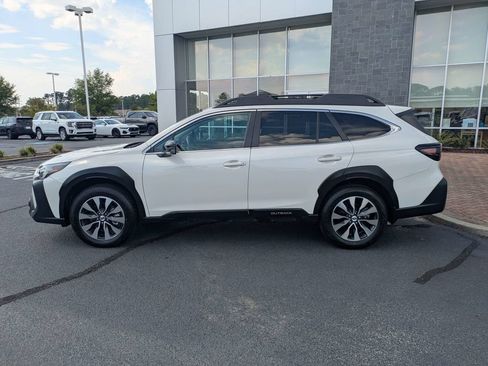 Certified 2024 Subaru Outback Limited AWD/4WD image 8