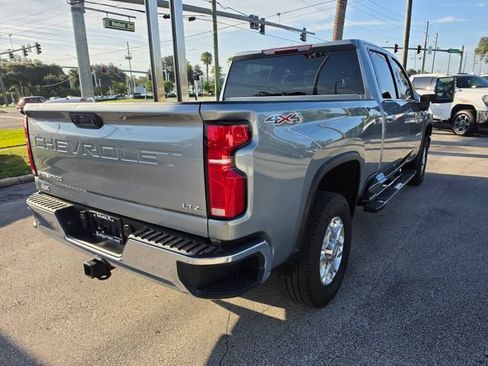 Used 2026 Chevrolet Silverado 2500 LTZ AWD/4WD image 5