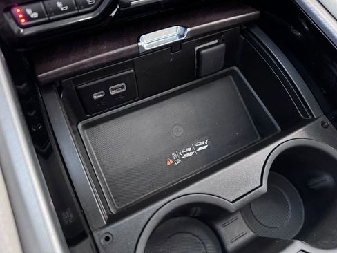 Certified 2021 GMC Yukon Denali AWD/4WD image 28