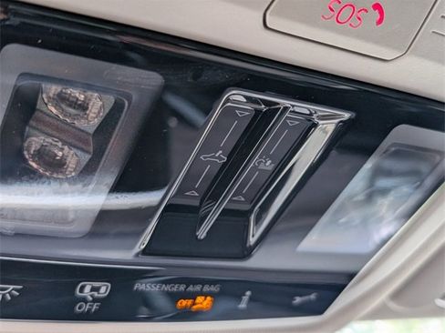 Used 2024 Volkswagen Atlas SEL image 26