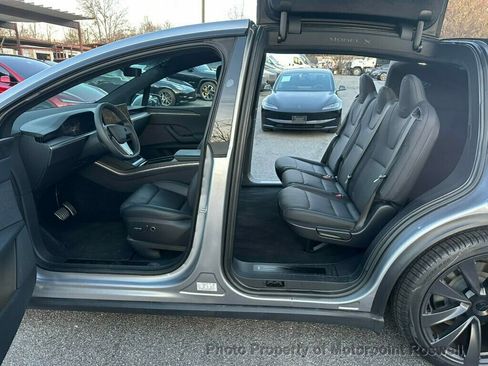 Used 2025 Tesla Model X AWD/4WD image 21