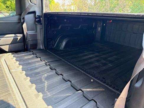 Used 2025 GMC Sierra EV Denali AWD/4WD image 51