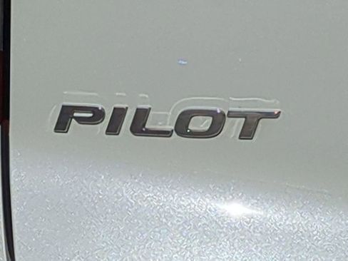 Used 2020 Honda Pilot EX-L image 10