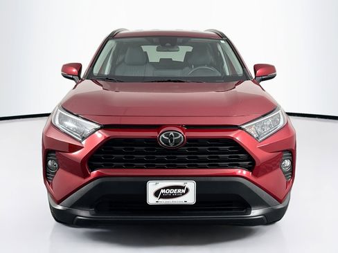 Used 2020 Toyota RAV4 XLE w/ All Weather Liner Package image 4
