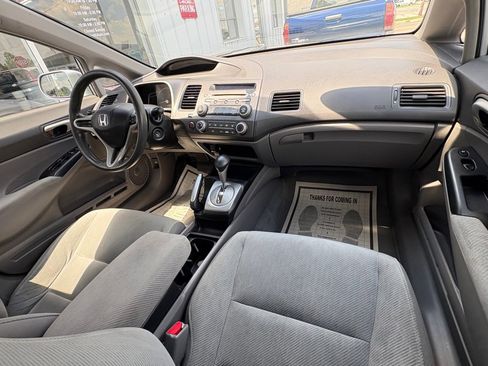 Used 2010 Honda Civic LX image 18