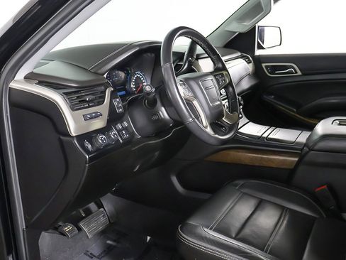 Used 2019 GMC Yukon Denali w/ Open Road Package image 32