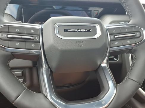New 2026 GMC Yukon Denali w/ Denali Reserve Package AWD/4WD image 20