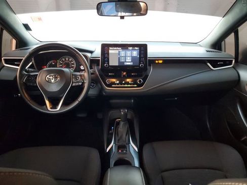 Used 2022 Toyota Corolla SE image 12