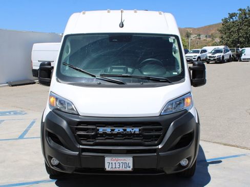 Used 2025 RAM ProMaster 3500 w/ Convenience Group FWD image 2