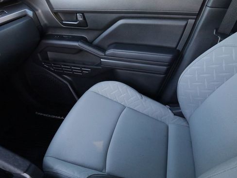 Used 2024 Toyota Tacoma SR5 RWD image 13