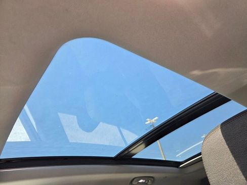 Certified 2024 Chevrolet Equinox LT image 7