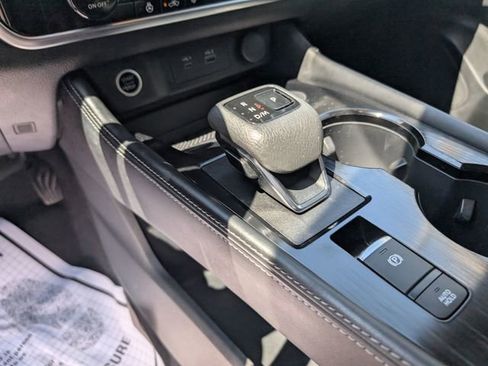 Certified 2023 Nissan Rogue SL AWD/4WD image 22