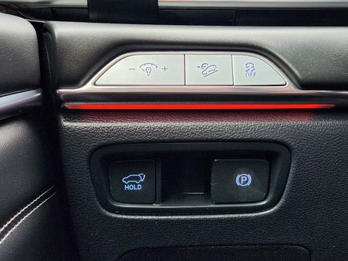 Used 2025 Genesis GV80 2.5T Standard image 21