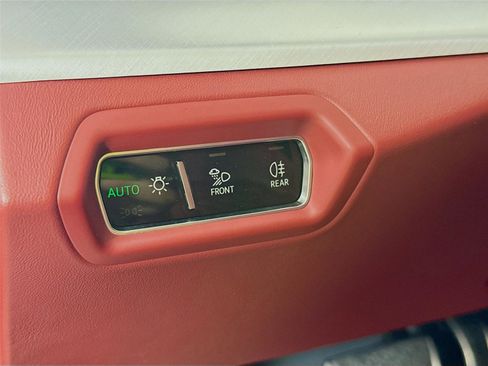 Used 2019 Lamborghini Urus AWD image 7