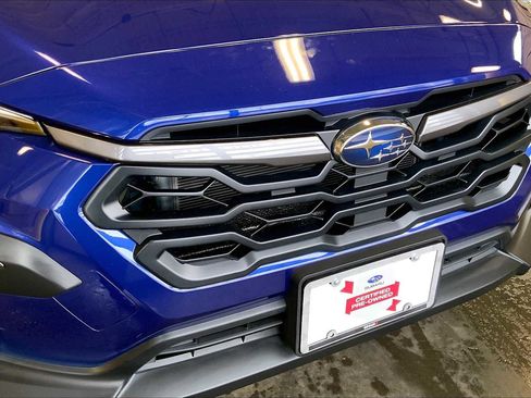 Certified 2025 Subaru Crosstrek 2.5i Limited image 31