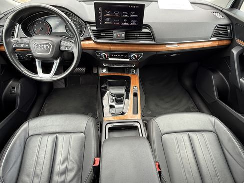 Used 2021 Audi Q5 2.0T Premium w/ Convenience Package AWD/4WD image 18